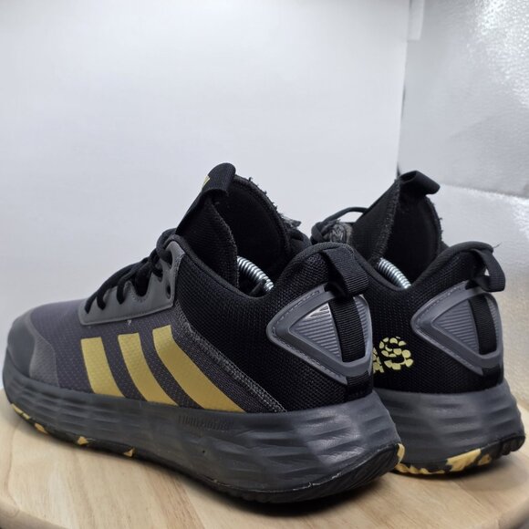 Mens Size 12 - Adidas Own The Game Basketball Shoes Excellent Condition - Picture 7 of 10